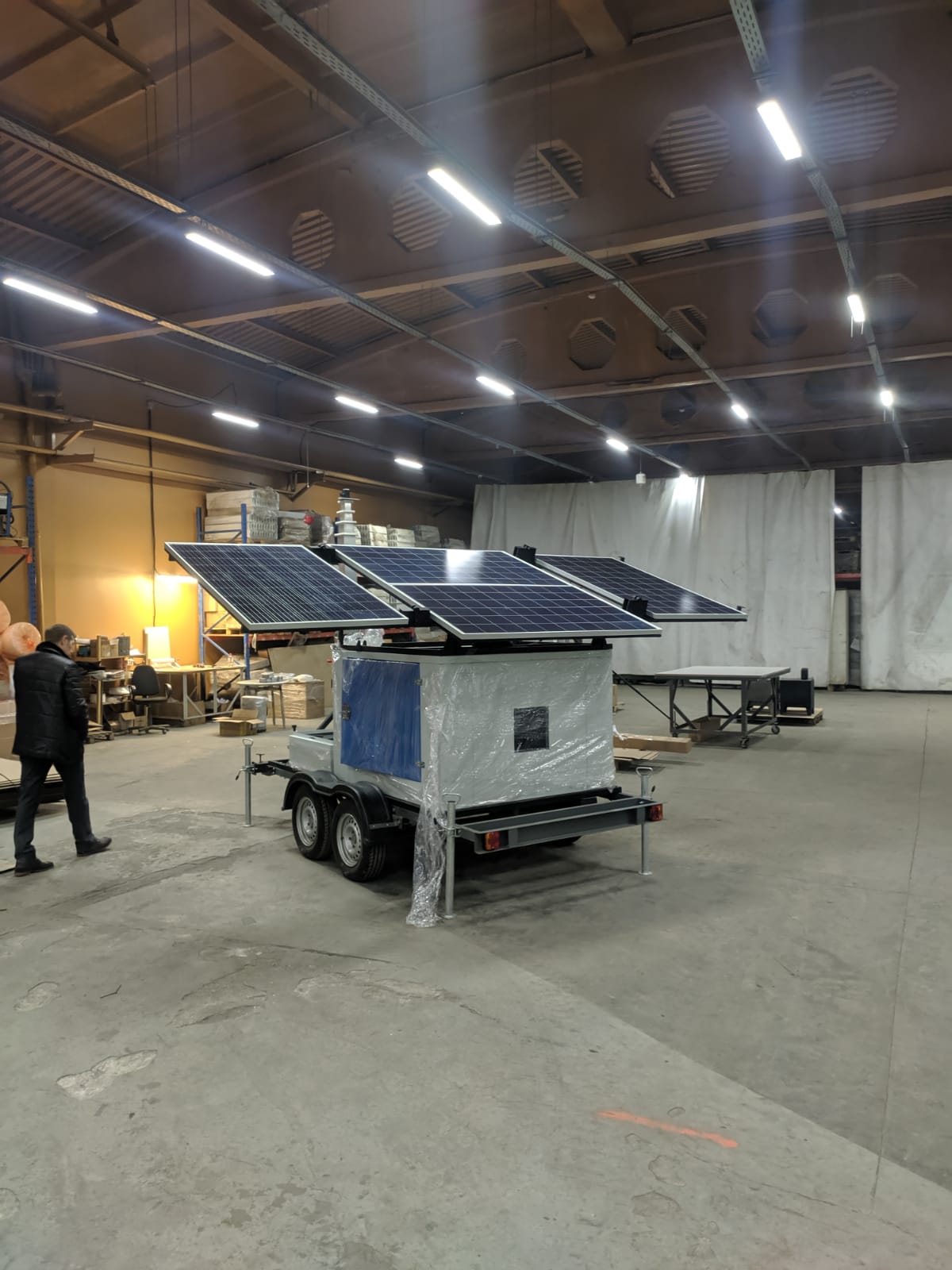 Мобильная платформа с гибридным электропитанием ПОУ 9 (ЭЛ) 5,0 (ДГ) СБ